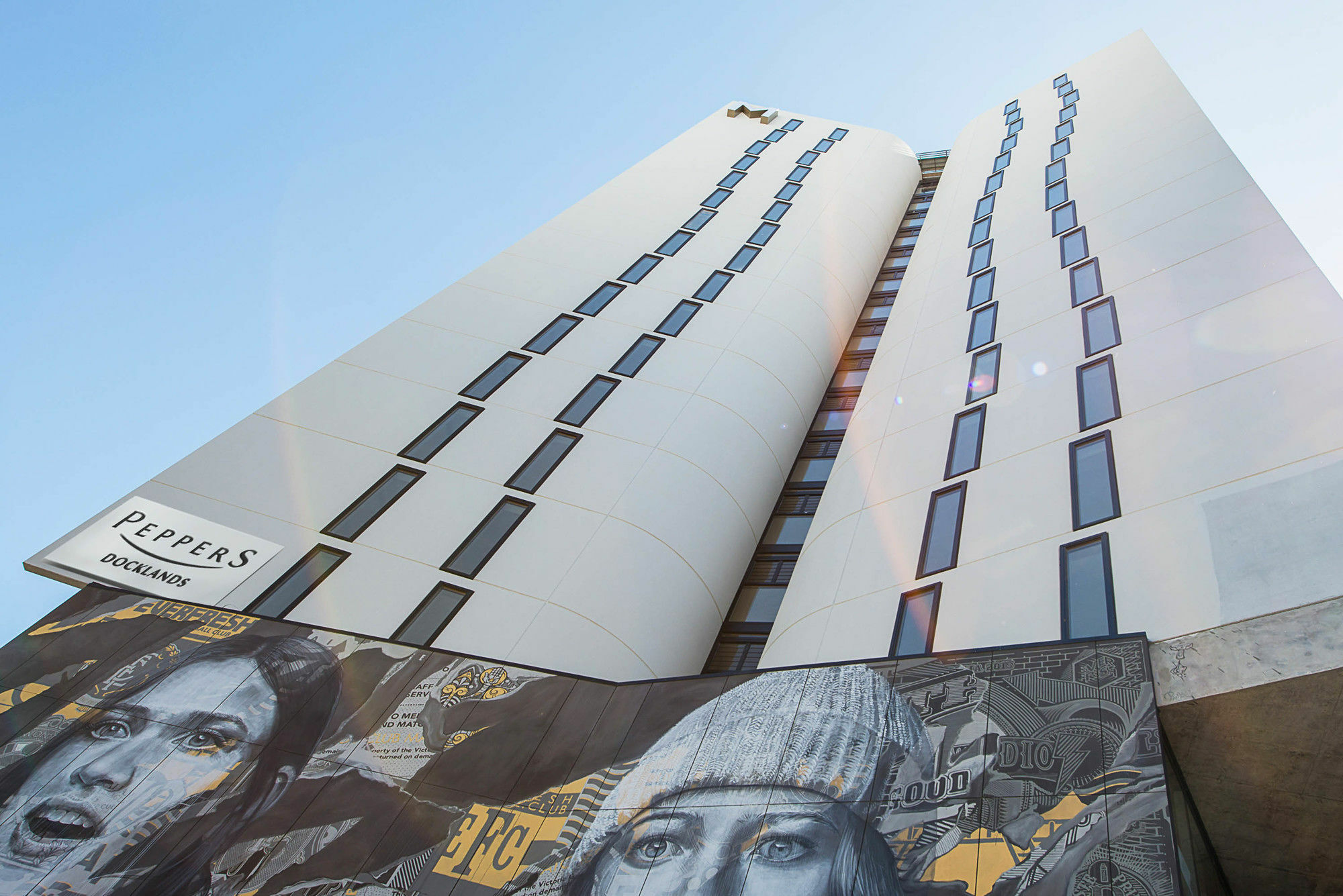 Peppers Docklands Ξενοδοχείο Μελβούρνη Εξωτερικό φωτογραφία The building of the German National Museum of Photography in Cologne